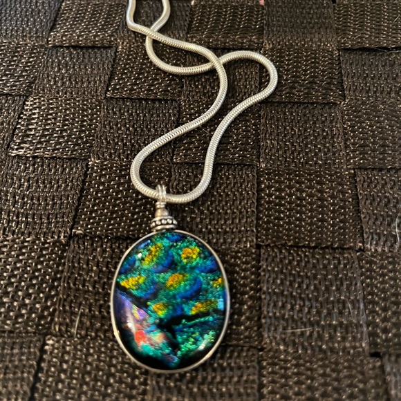 Pendant necklace - Picture 2 of 3